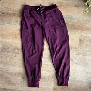 Like New Med Couture Peaches Women's Burgundy Jogger Pants